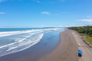 Casa Brisa y Mar - Poolside Bliss, Walk to Beach - 6