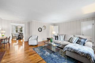 Nanas Nook on Hickory Grove - 6