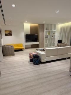 Luxe Private Beach Apartment Residence - Sharjah - 4