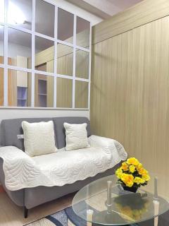 Transient Home Lancin - 2