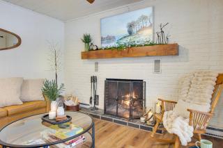 Waterfront Deck! Chic Lower Scott Lake Cottage - 2