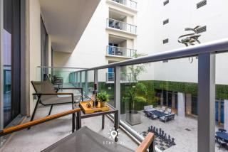 Worth Traveling Hot tub & Unique Rooftop pool - Hollywood - 8