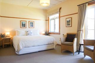 Lake Brunner Eco Lodge - 1