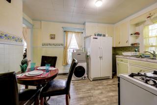 Idyllic Rochester Apt with Hot Tub 2 Miles to Dtwn! - 4