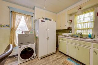 Idyllic Rochester Apt with Hot Tub 2 Miles to Dtwn! - 2