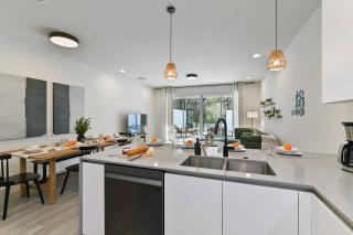 Oasis NEW Townhome Splash Pool Nature-Infused - 3