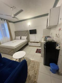 Studio apartment Bamburi - 4