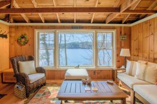 10 ft from Crystal Lake New renovation - 6