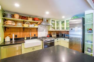 10 ft from Crystal Lake New renovation - 1