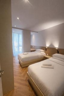 Golden Tower Premium Stay - 5