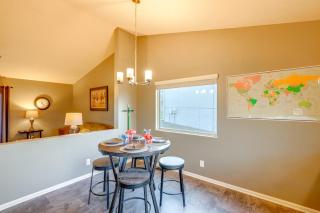 4 Mi to Offutt AFB - Family Home in Omaha Suburbs! - 4