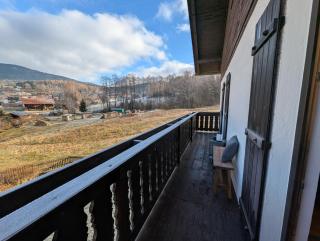 Altbau-Charme & Bergblick I Stylisches 75qm Juwel mit 2 Balkonen und Parkplatz - 9