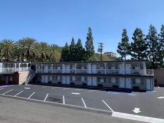 Riviera Motel - 2