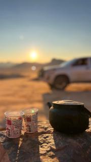 Madonna Rum camp bubbles & Jeep tours - 7