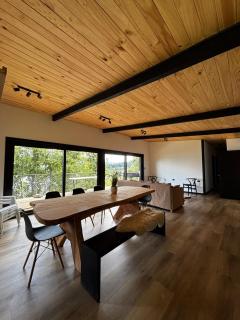 Amazing house with a lake view - 9