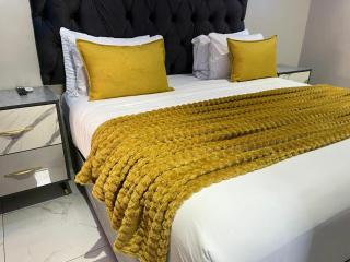 Swiss Guest Lodge - 1