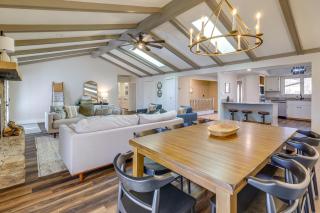 Waterfront Home on Greers Ferry Lake with Game Room - 6