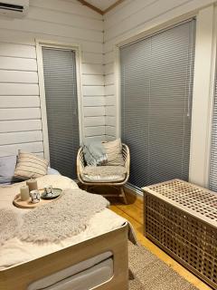 Sauna, tupa ja poreallas joen varrella - 4