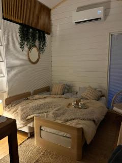 Sauna, tupa ja poreallas joen varrella - 7