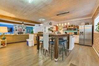 Updated Cabin with 2 Suites, Fire Pit and Forest Views - 3