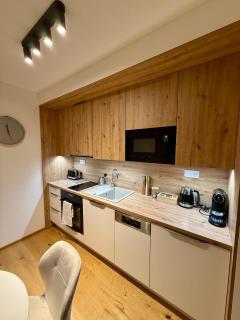 Golden Ridge Apartments - 2