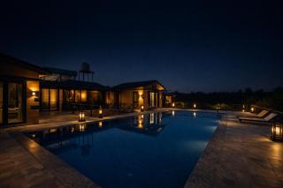 Whispering Woods Chalet - 0