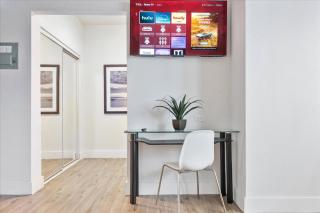 South of Fifth Studio Steps to Beach on Ocean Drive - 5