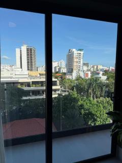 Luxury 2-Bed Condo in Piantini Sauna, Gym, and Pool - 2