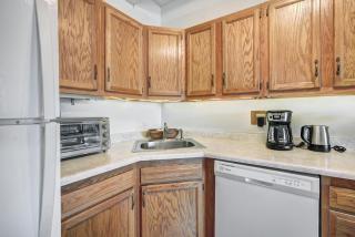 Ten Mile Creek 304 condo - 4