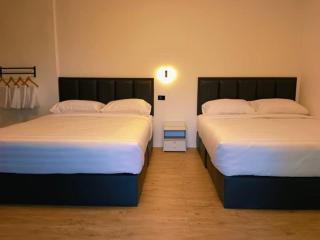 บ้านไร่เรืองแสง - 2