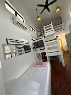 Memerang Tiny House & Pool near Merang Jetty - 8