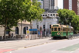 Stylish CBD Apartment Near Theatres & MCG - 6