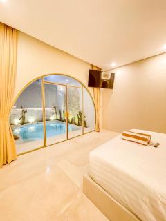 Staycationku Premium Jogja Villas - 4