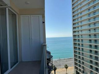 Zura's Sea View Apartments - Gonio - 1