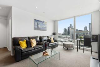 Docklands 2BR Apt - Walk to CBD South Wharf DFO - 0