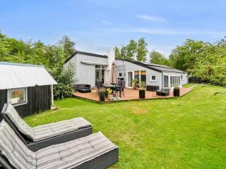 8 person holiday home in Nexø - 4