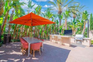 Elegant New 2BR Luxury Home in Irvine - 5