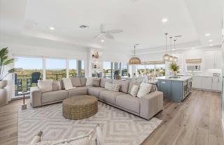 Ocean Views Beach Optional Heated Pool & Spa - 7