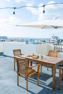 Off The Wall Lodge Chatan - 8