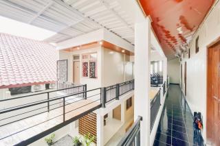 Homestay Syariah Cahaya Panca Arga near Grand Artos Mall Mitra RedDoorz - 1
