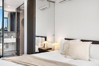 Level 55 CBD Apartment, Carlton CBD Border - 7