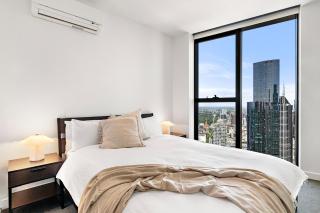 Level 55 CBD Apartment, Carlton CBD Border - 6
