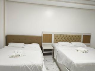 OYUSTAY Clark Terrace condo Staycation with 2 beds near airport HANN CASINO - 8