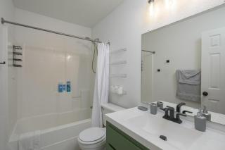 Stylish Pet Friendly Killeen 3BR with Fenced Backyard - 5