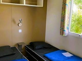 Mobil-home 27m² à Saint-Gérons avec terrasse - API-1-52-1316 - 1