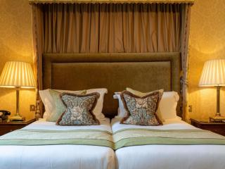 Lucknam Park, Emblems Collection - 1