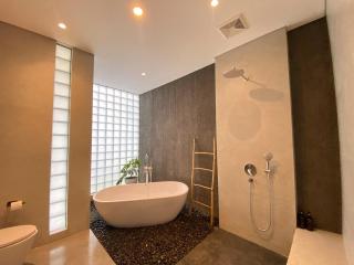 Kuma Villa Bandung - 8