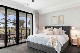 Northshore Luxe Pool House Glenelg North - 4