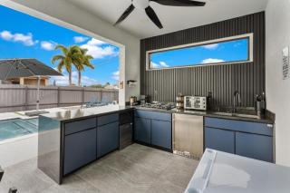 Relax & Play in Cape Coral Pool BBQ Family Fun - 6