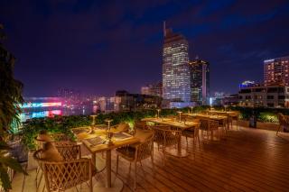 Adora Mira Riverside - 1